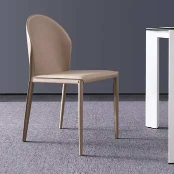 Кремовый стиль, спинка стула для обеденного стола в итальянском стиле, минималистичный дизайнерский небольшой бытовой кожаный стул с седлом