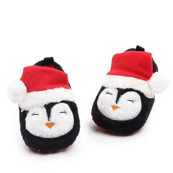 Обувь для новорожденных девочек на зиму, теплые мягкие носки для малышей, мокасины, милые тапочки с пингвинами для мальчика 1 года, Рождественские подарки