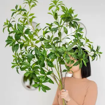 Простое в уходе Имитируемое растение Имитируемое растение Реалистичная искусственная ветка дерева с неувядающими зелеными листьями Реквизит для свадебной фотосессии